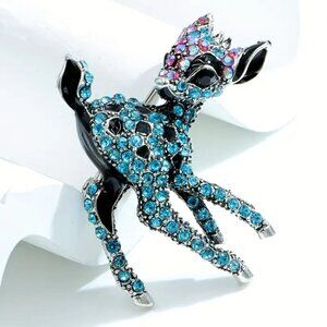 🌺 🌺 🌺 Cartoon Style Sparkling Blue Rhinestone Deer Brooch Pin